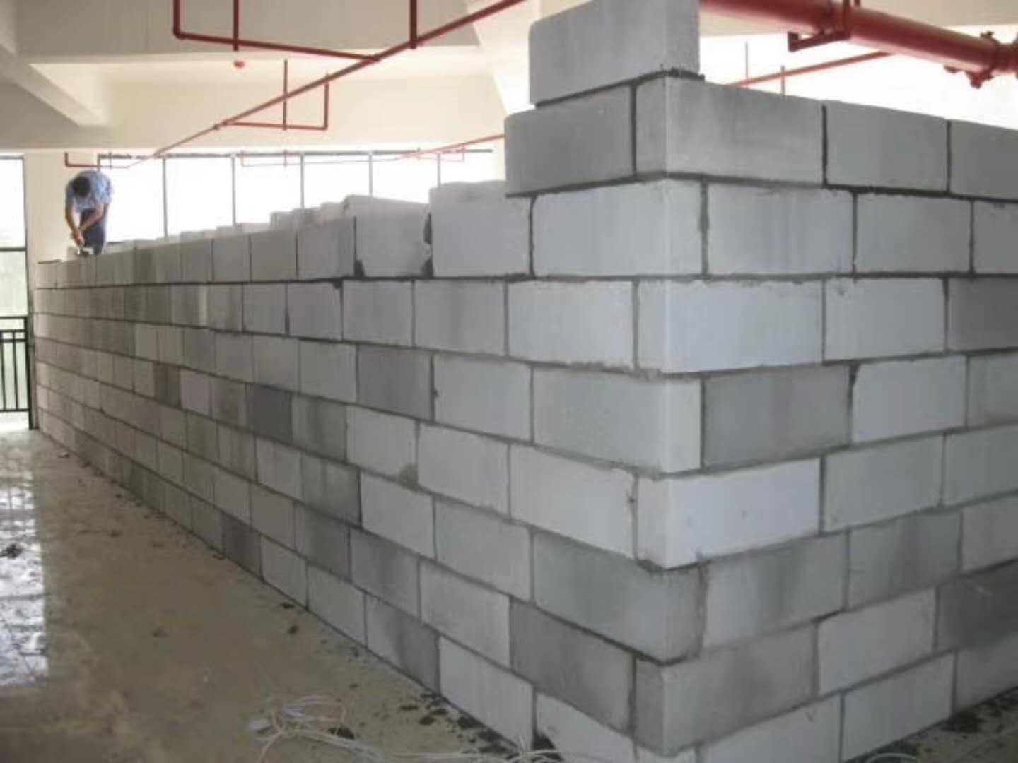 方正蒸压加气混凝土砌块承重墙静力和抗震性能的研究